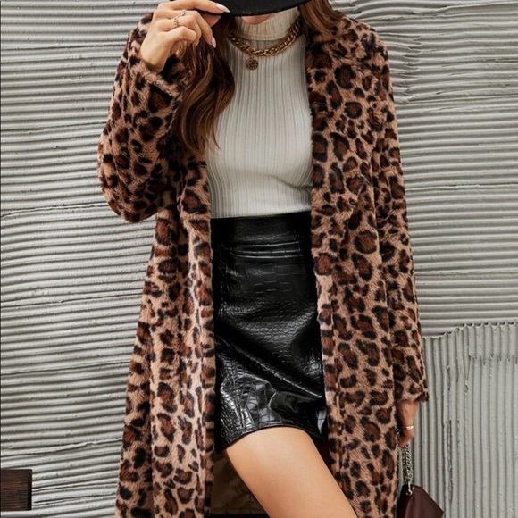 Leopard print Teddy Jacket - Picture 2 of 5